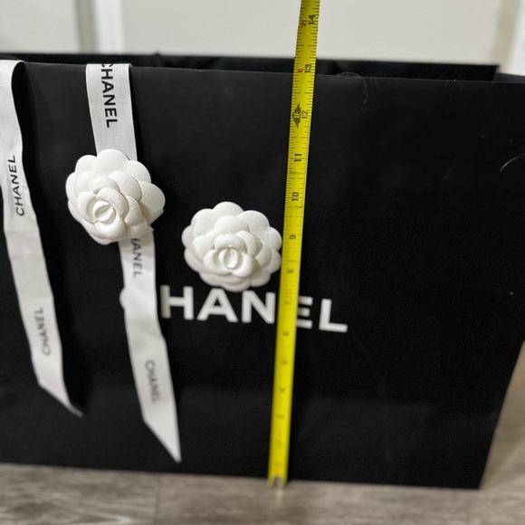 CHANEL Authentic Paper Shopping Gift Bag - Picture 3 of 3